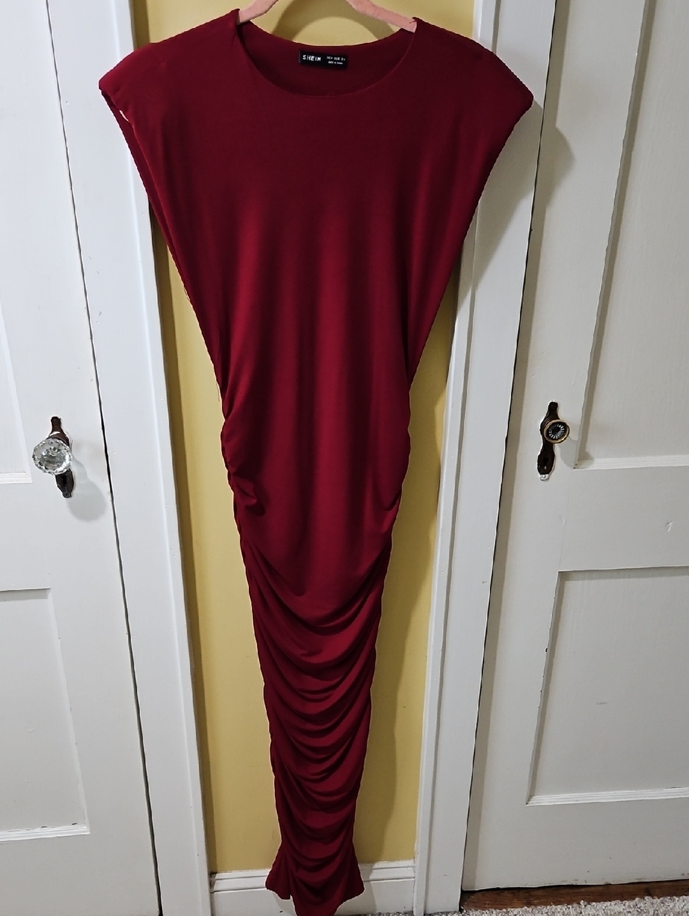 SHEIN Burgundy Crew Neck Dress